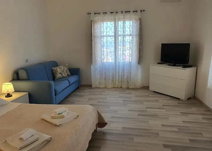 Lapalmas Apartments - In Centro A Malfa